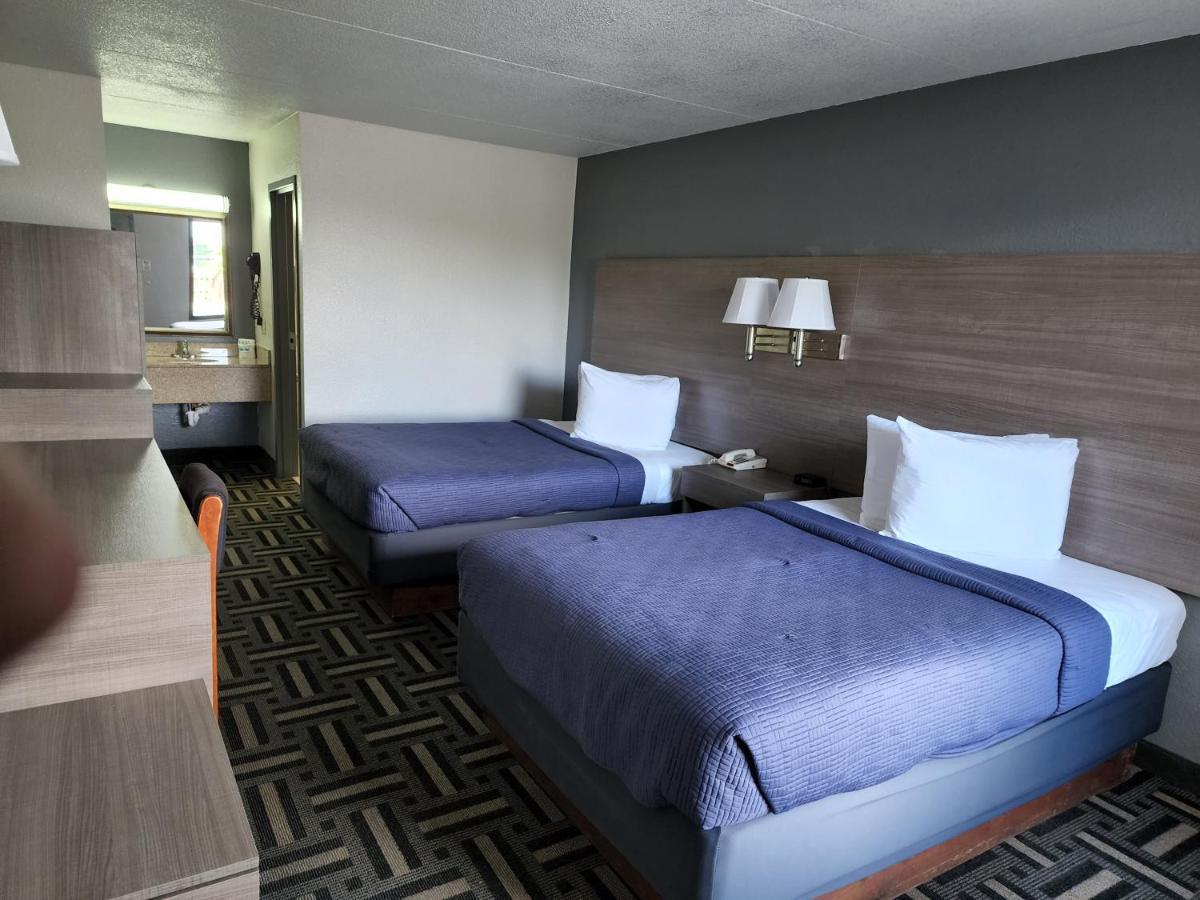Drakes Creek Inn - Formerly The Relax Inn Hendersonville Ngoại thất bức ảnh