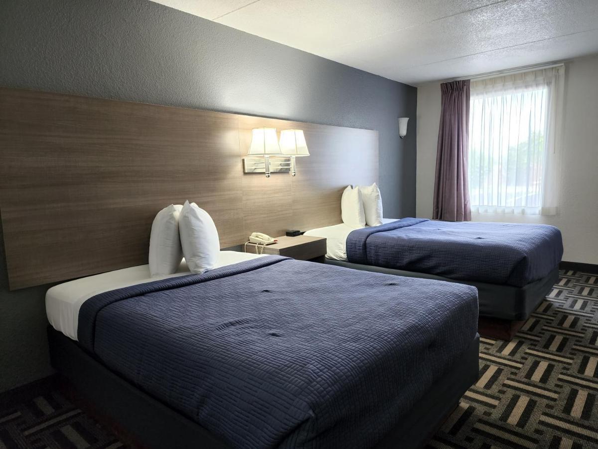 Drakes Creek Inn - Formerly The Relax Inn Hendersonville Ngoại thất bức ảnh