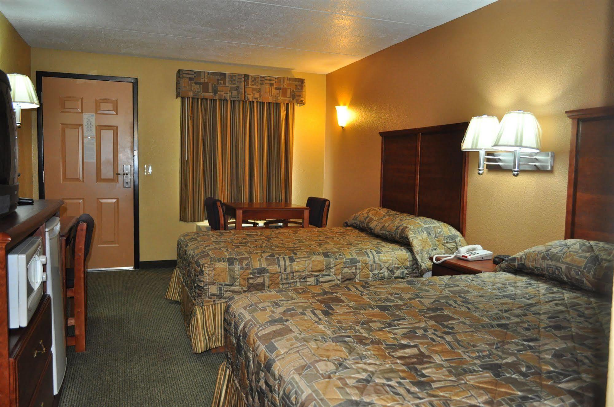 Drakes Creek Inn - Formerly The Relax Inn Hendersonville Ngoại thất bức ảnh